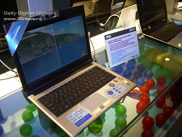 CeBIT 2008:    ASUS    