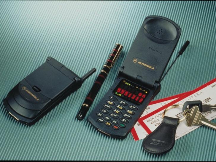 Motorola StarTAC-728-75