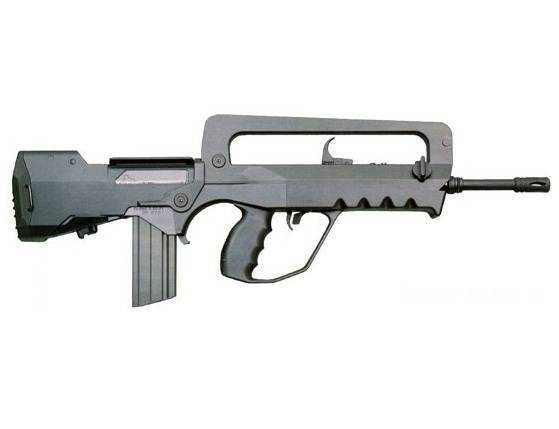 Famas waters. FAMAS g1. Фамас 2. Чертёж фамас g2. Фамас ф1 штурмовая винтовка.