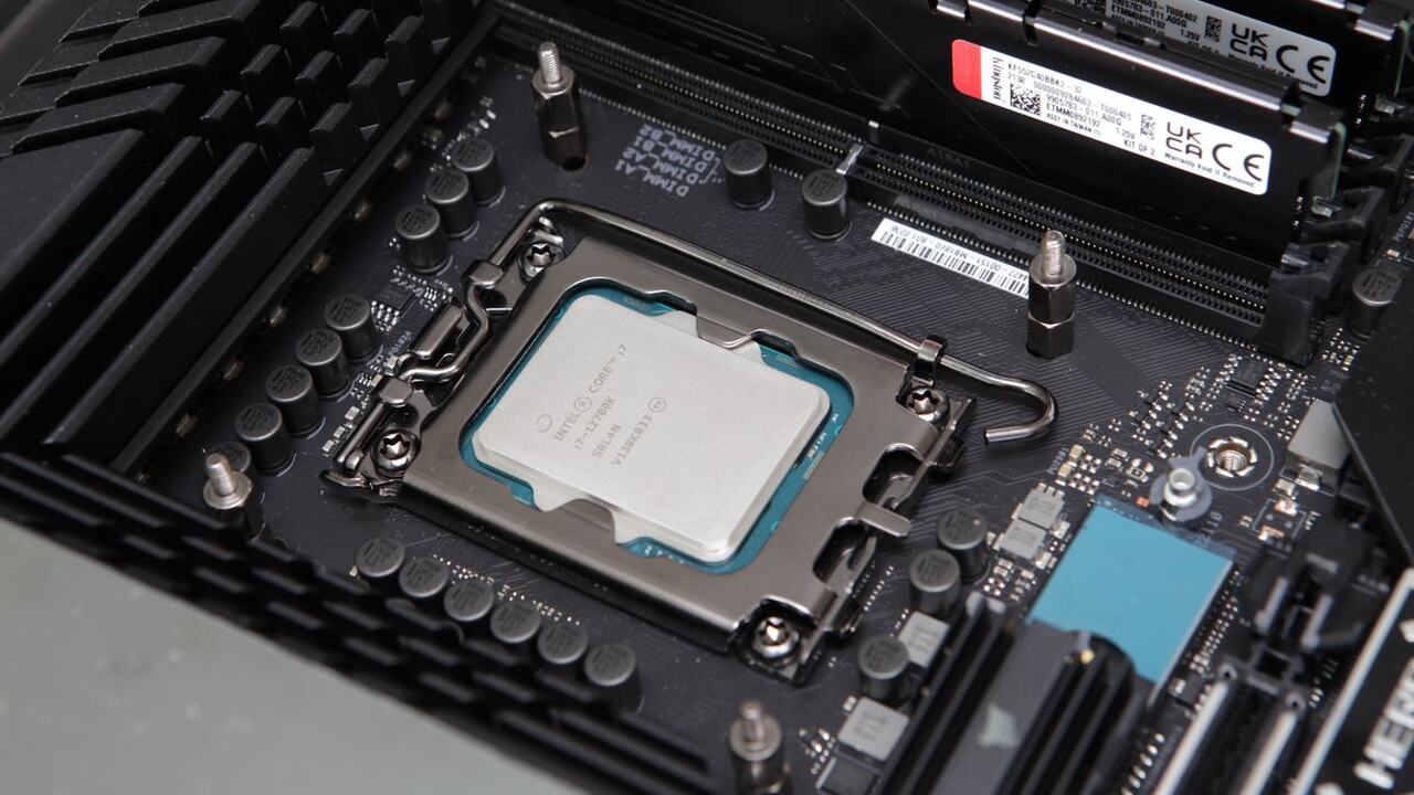 Intel core i3 5005u какие игры потянет