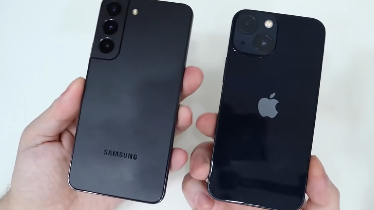 Какой «младший» флагманский смартфон лучше: iPhone 13 или Samsung Galaxy  S22? — Ferra.ru