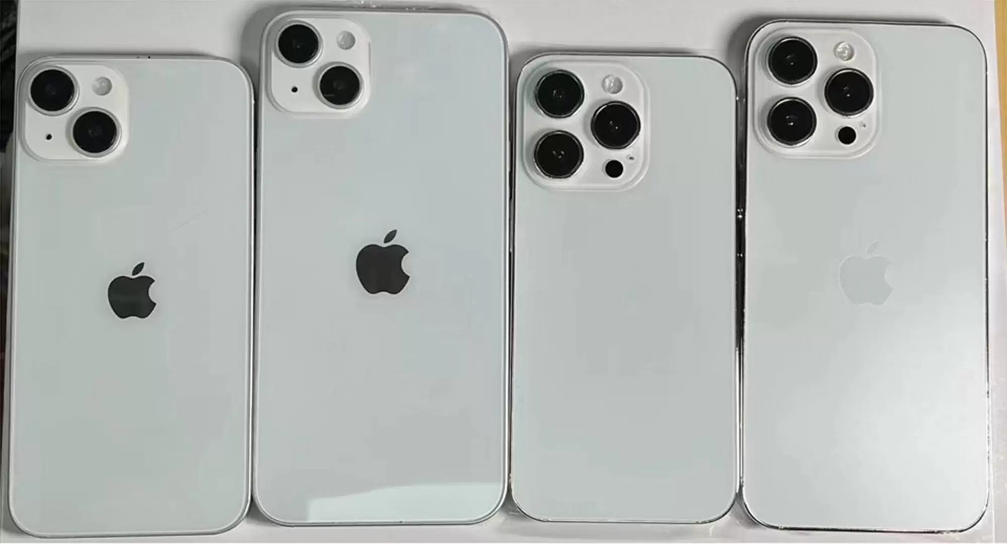 Опубликованы живые фото макетов iPhone 14 — Ferra.ru