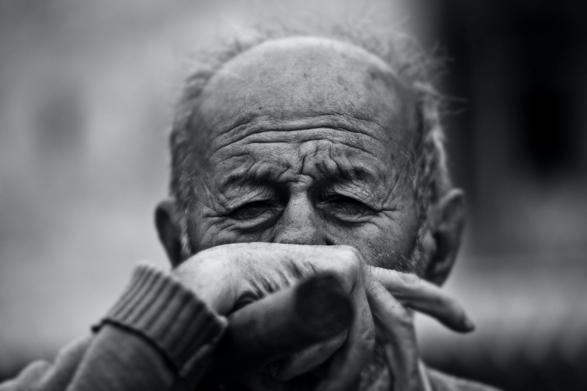 Почему при Альцгеймере теряется память