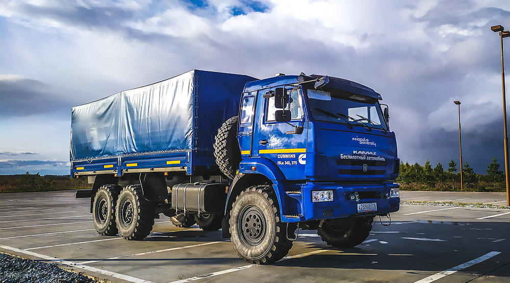 Между Москвой и Санкт-Петербургом начнут ездить беспилотные грузовики КамАЗ