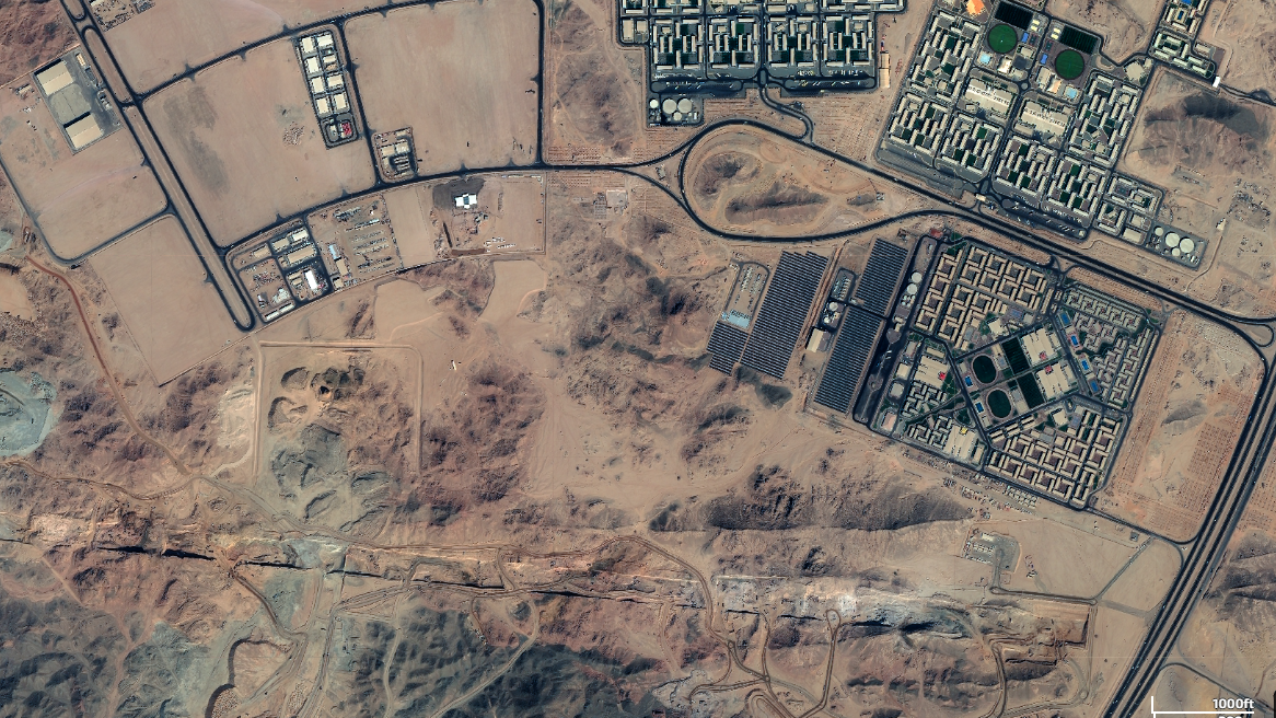 Как выглядит строительство мегаполиса будущего в Саудовской Аравии с космоса
