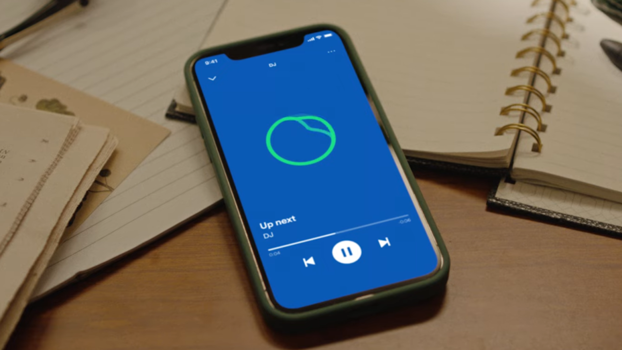 Spotify сдался: разработчики не будут удалять ИИ-музыку с платформы —  Ferra.ru