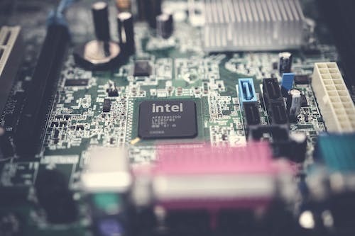 Разработчики Linux окончательно «убили» процессор Intel Itanium с богатой историей