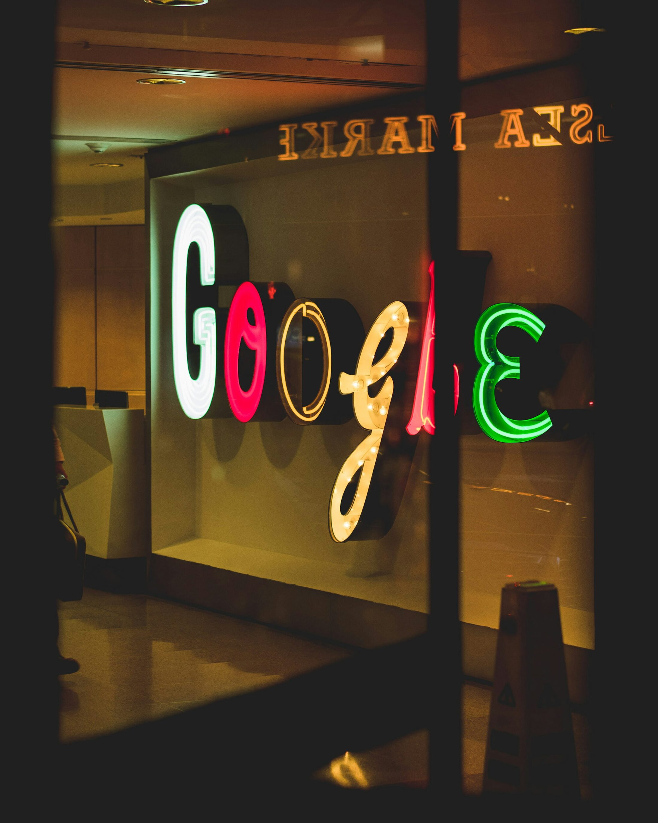 В США Минюст засудил Google: компанию признали монополистом среди поисковиков