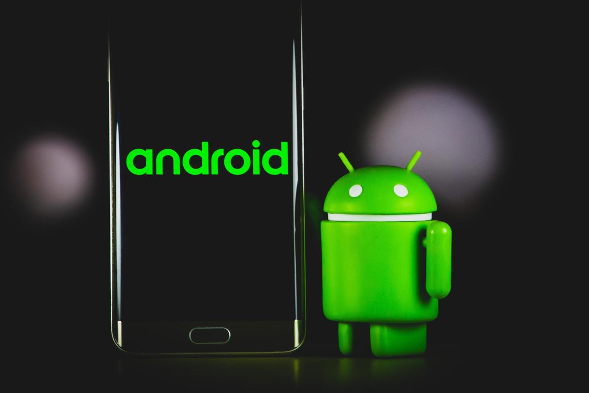 Шпионские приложения для Android научились маскировать под будильники —  Ferra.ru