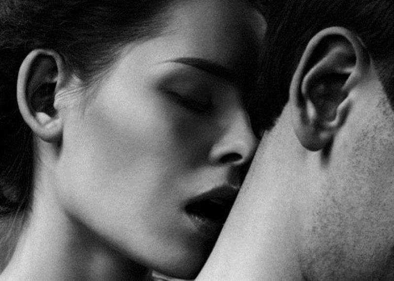 С удовольствием и страстью: 10 самых приятных способов целоваться 🥰