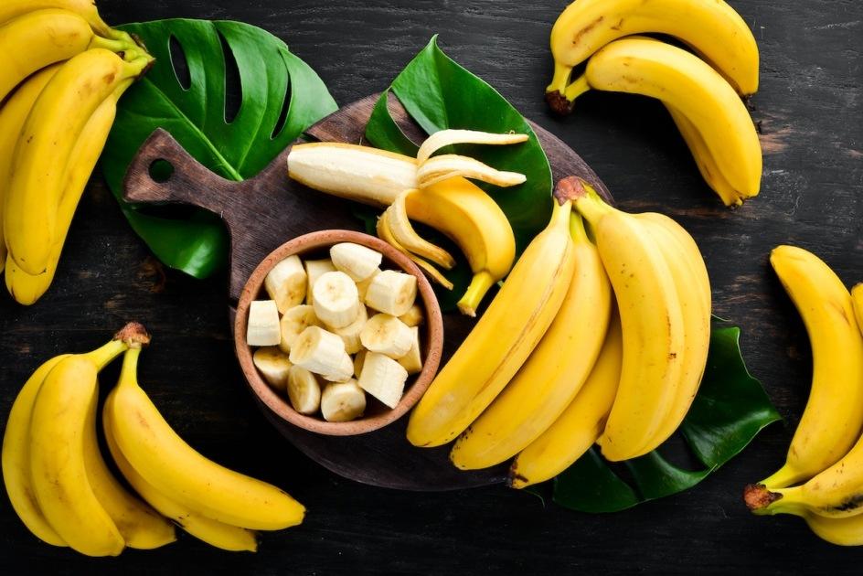 Почему нельзя есть бананы на ночь: научное объяснение и последствия