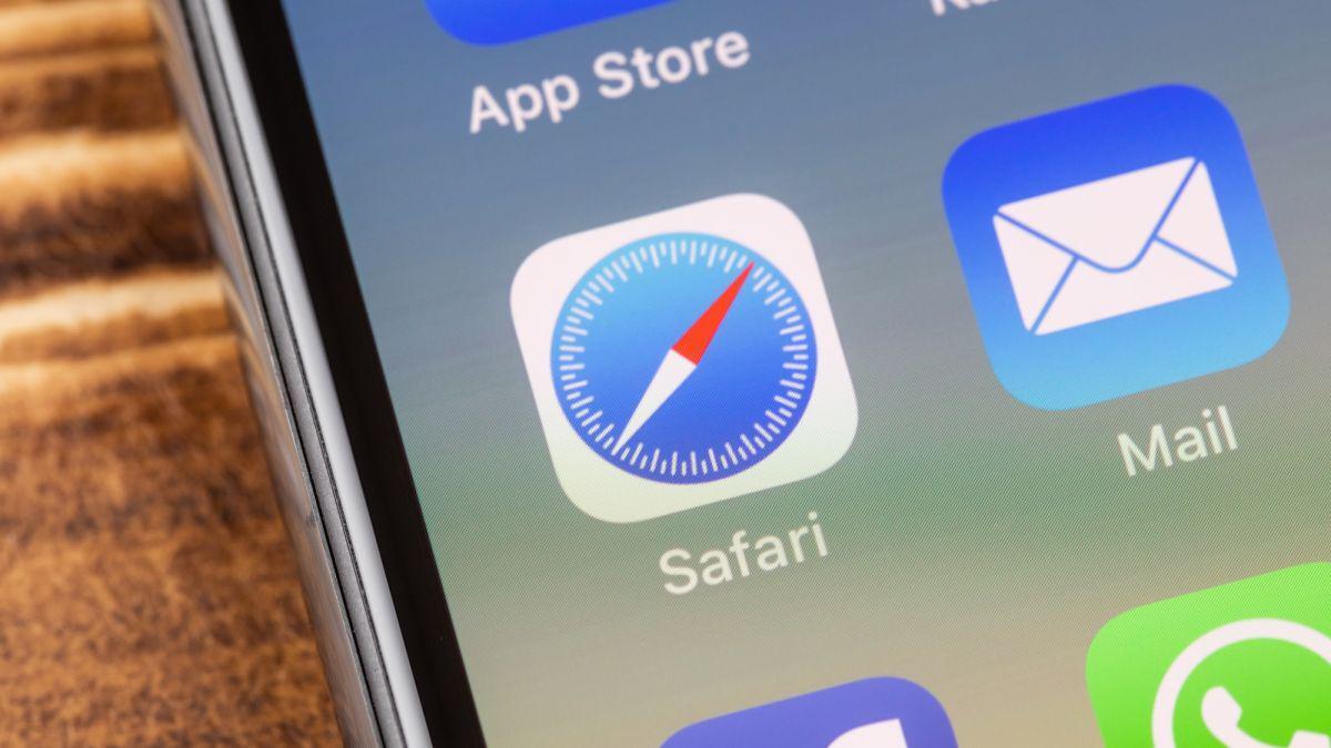 Как элементарно сломать браузер Safari на iPhone на базе iOS 16 — Ferra.ru