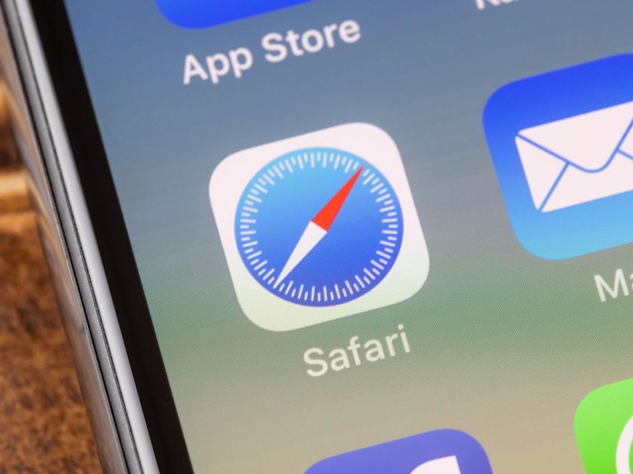 Как элементарно сломать браузер Safari на iPhone на базе iOS 16 — Ferra.ru