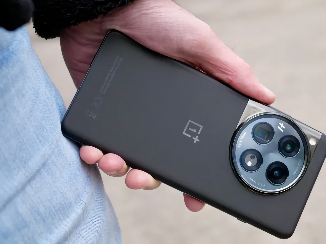 В сеть утекли подробности камеры флагманского OnePlus 13 — Ferra.ru