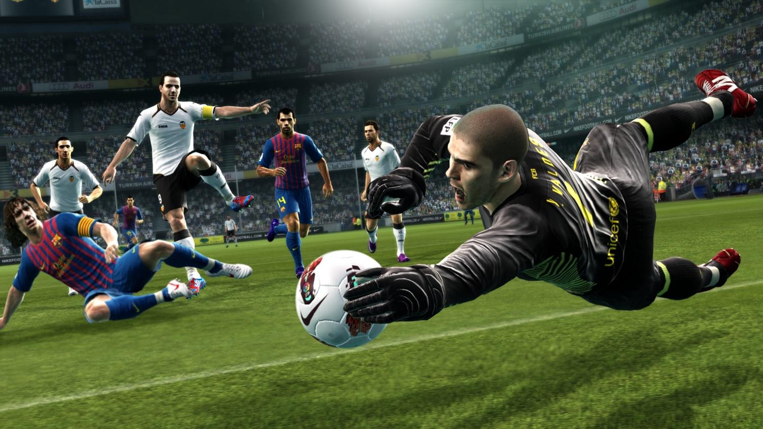 Футбол на пике формы. Предварительный обзор игры Pro Evolution Soccer 2013  — Ferra.ru