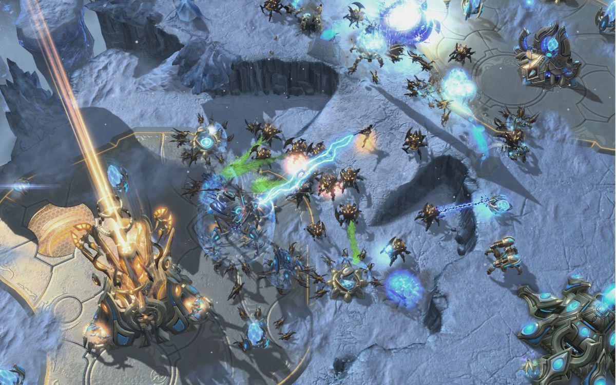 Безжалостные зерги вернулись! Предварительный обзор игры StarCraft II:  Heart of the Swarm — Ferra.ru