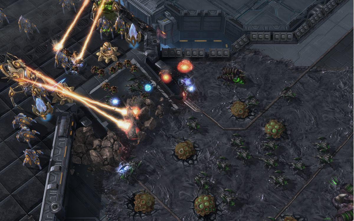 Безжалостные зерги вернулись! Предварительный обзор игры StarCraft II:  Heart of the Swarm — Ferra.ru