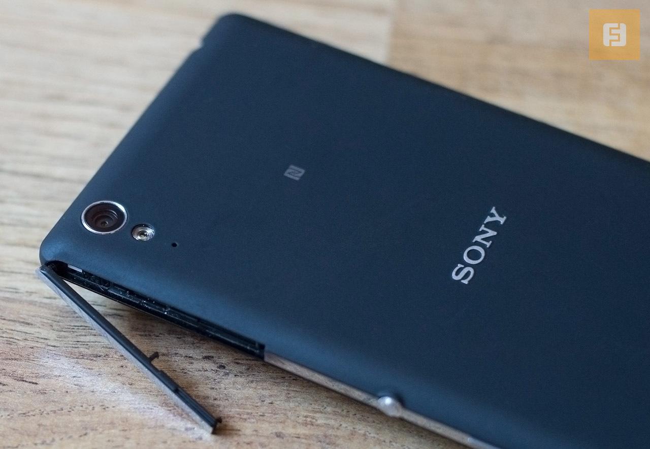 Лопата, утонченная и облегченная. Обзор смартфона Sony Xperia T3 — Ferra.ru