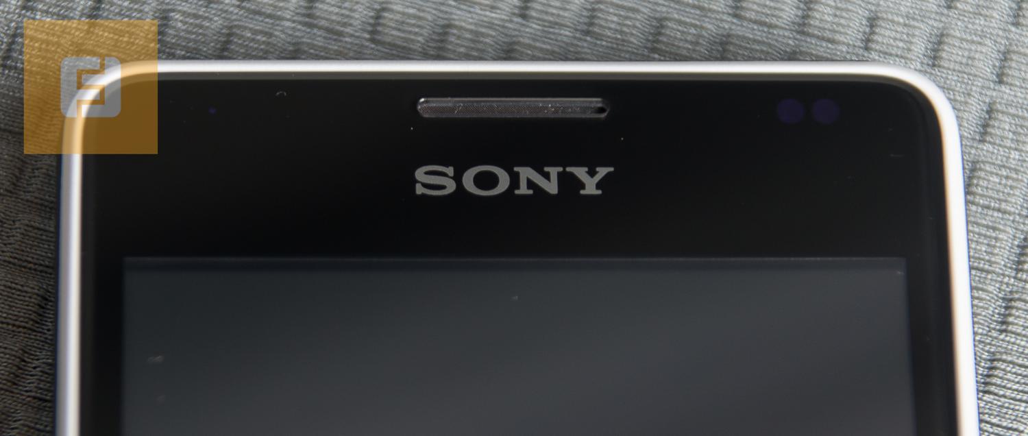 Магнитофон в кармане. Обзор смартфона Sony Xperia E1 — Ferra.ru